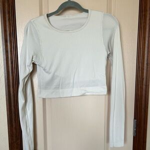 Lululemon cropped top